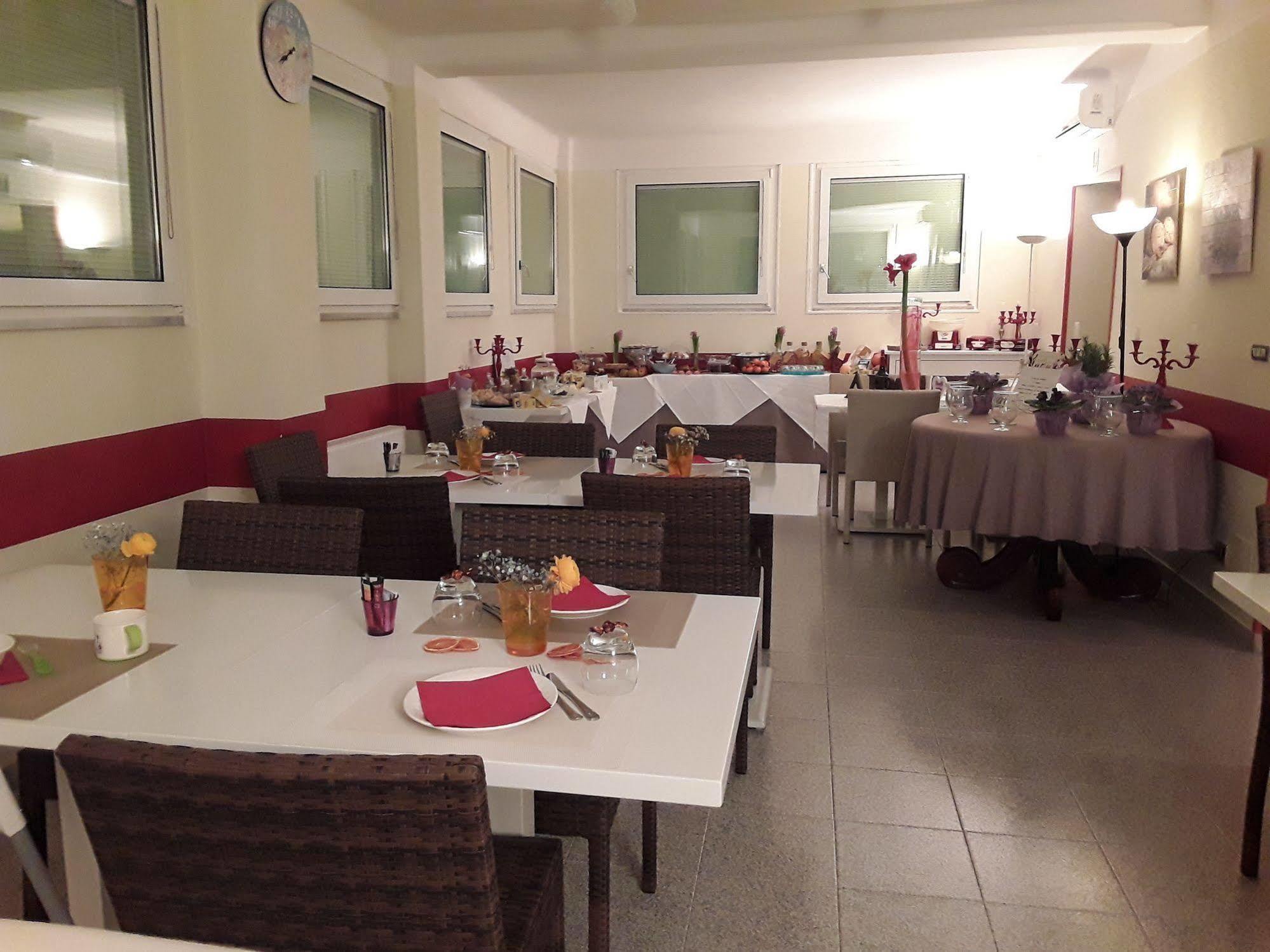 Hotel Alba 3*